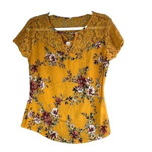 No Boundaries Womens Shirt Size Large Bright Yellow Floral Embroidered Yoke Top